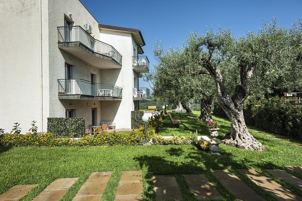 Villa Collina Джардини-Наксос Экстерьер фото